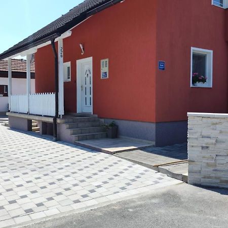 Apartment Igor - Holiday Home Ostarije Εξωτερικό φωτογραφία