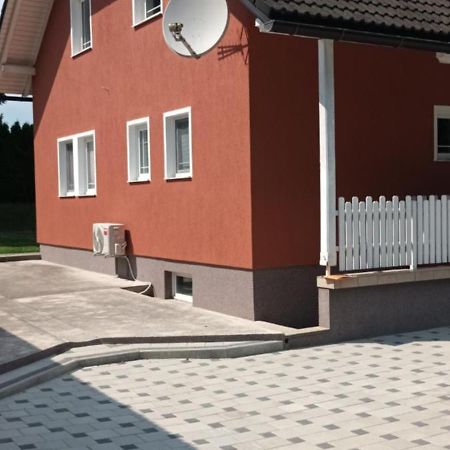 Apartment Igor - Holiday Home Ostarije Εξωτερικό φωτογραφία