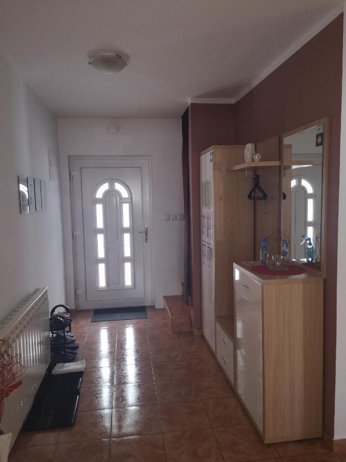 Apartment Igor - Holiday Home Ostarije Εξωτερικό φωτογραφία