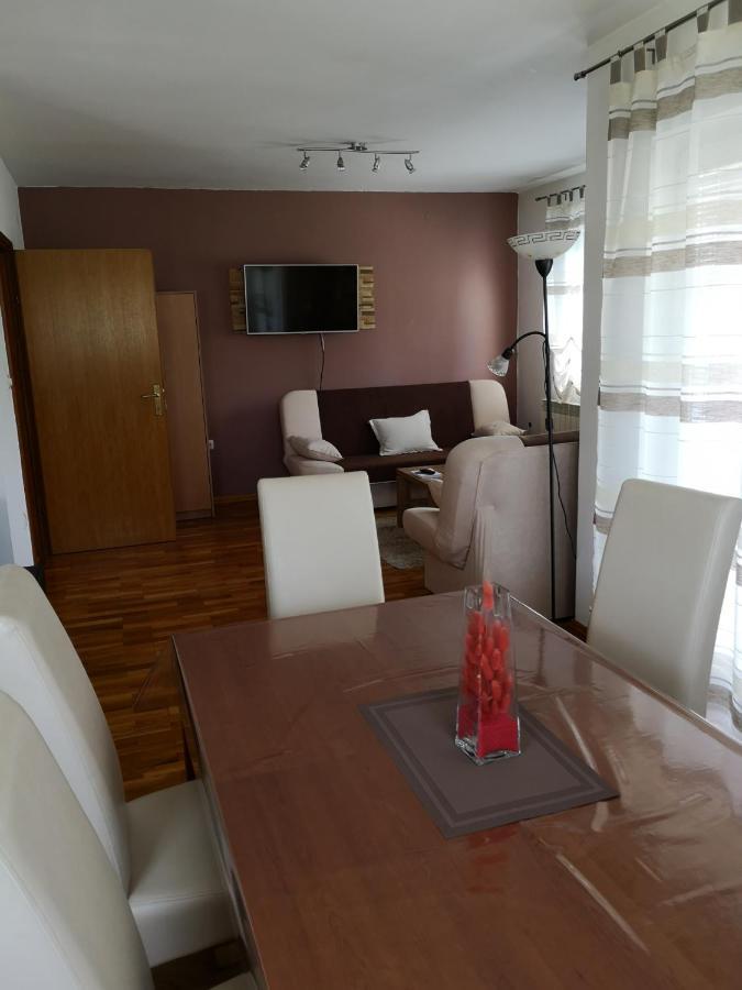 Apartment Igor - Holiday Home Ostarije Εξωτερικό φωτογραφία