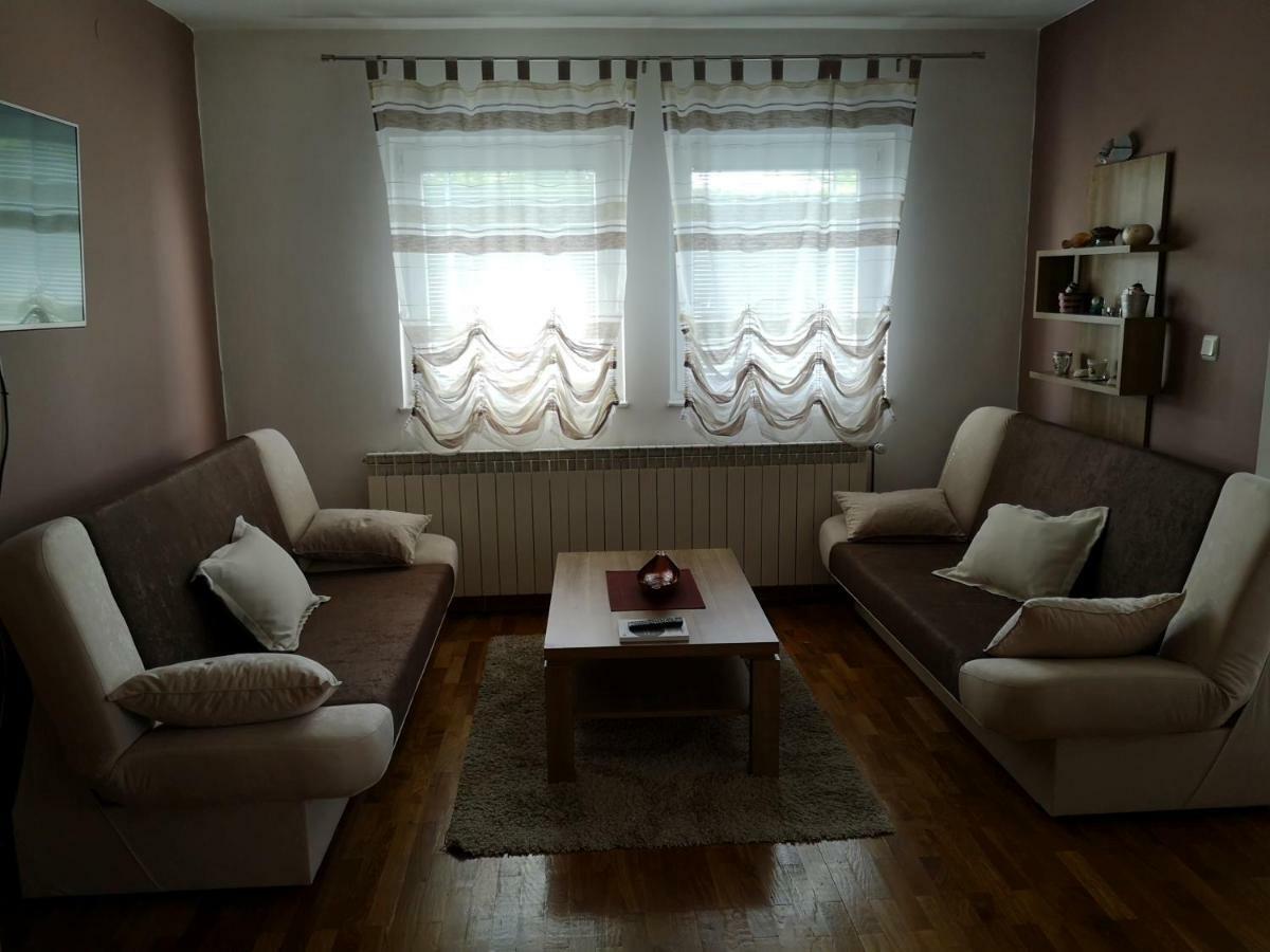 Apartment Igor - Holiday Home Ostarije Εξωτερικό φωτογραφία
